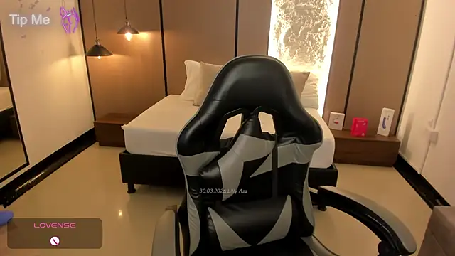 lilly ass  online show from 03-30-26, 02:18