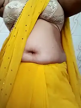 Snapshot of Haseena_Baby chatting on 03-16-26, 03:23 Haseena Baby online show from 03-16-26, 03:23