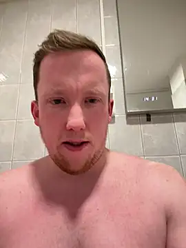 Snapshot of Sklavesucht2025 chatting on 02-19-25, 03:50 Sklavesucht2025 online show from 02-19-25, 03:50