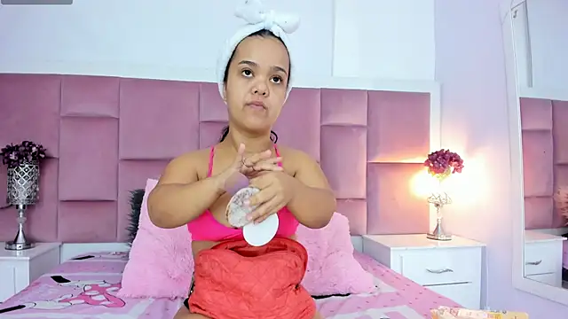 AnieRey online show from 01-20-25, 11:56