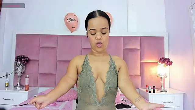 AnieRey online show from 01-28-25, 06:07