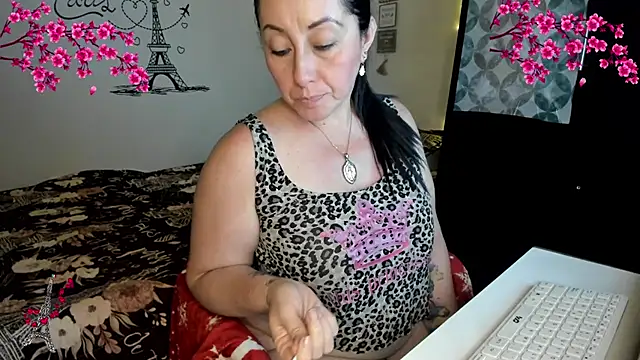 Snapshot of nataparis chatting on 05-16-26, 12:07 nataparis online show from 05-16-26, 12:07