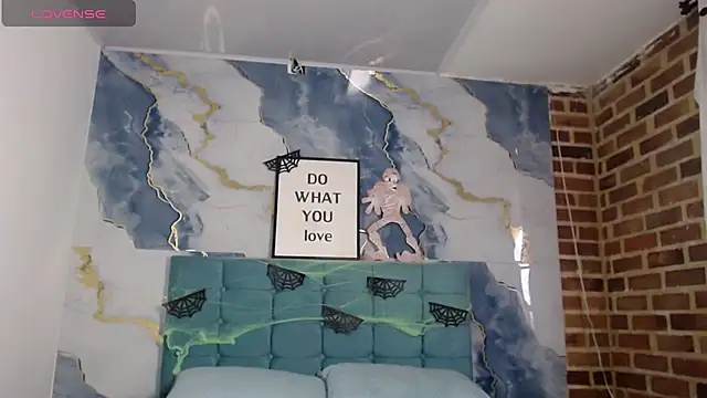 esmeralda-bk online show from 10-30-25, 07:36