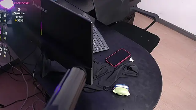 esmeralda-bk online show from 02-25-26, 09:46