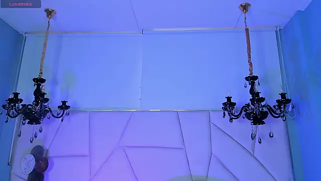 Aitana Hilton  online show from 10-10-25, 11:53