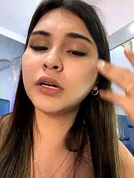 Aitana Hilton  online show from 11-08-25, 11:43