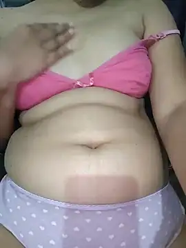 Snapshot of nikkibenza chatting on 01-15-25, 02:35 nikkibenza online show from 01-15-25, 02:35