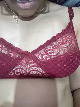 Snapshot of nikkibenza chatting on 02-26-25, 12:25 nikkibenza online show from 02-26-25, 12:25