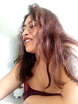 Snapshot of AnonymousGirl chatting on 05-01-26, 03:16 AnonymousGirl online show from 05-01-26, 03:16