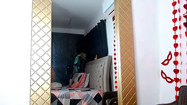 sweethoneytsx online show from 09-23-25, 09:51