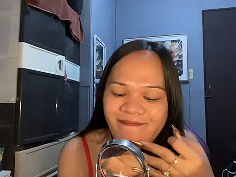 Snapshot of SophiaCourthaway chatting on 12-02-25, 08:04 SophiaCourthaway online show from 12-02-25, 08:04