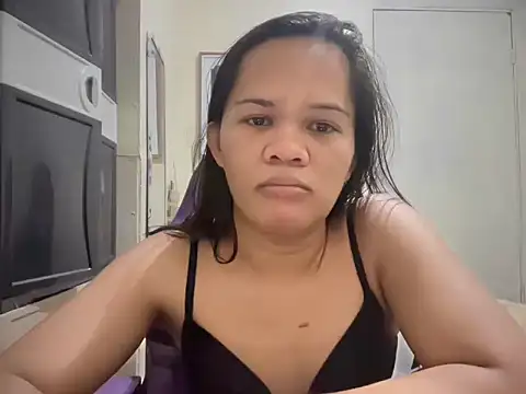 SophiaCourthaway online show from 05-23-26, 03:27