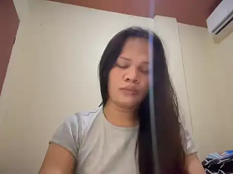 SophiaCourthaway online show from 07-25-26, 11:46
