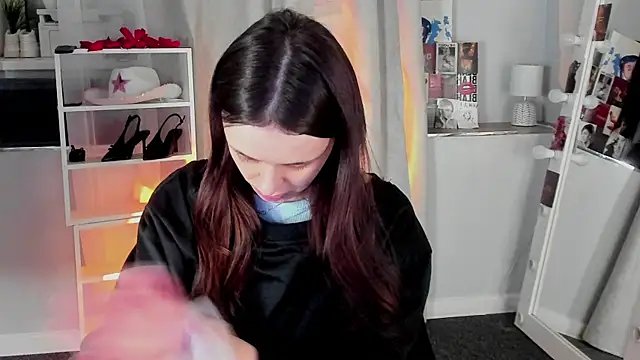 Sahara Shields online show from 04-13-26, 07:47