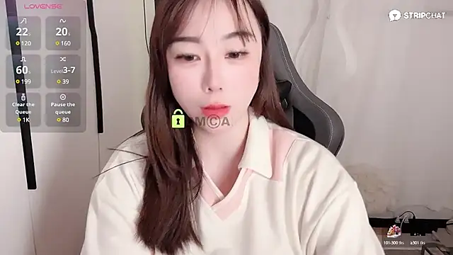 Snapshot of Alano-01 chatting on 03-14-25, 03:04 Alano-01 online show from 03-14-25, 03:04