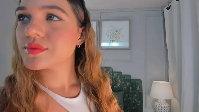 Snapshot of rutila_ford chatting on 02-28-25, 06:31 rutila ford online show from 02-28-25, 06:31