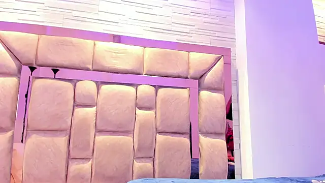 pocahontas pow online show from 06-03-26, 02:33