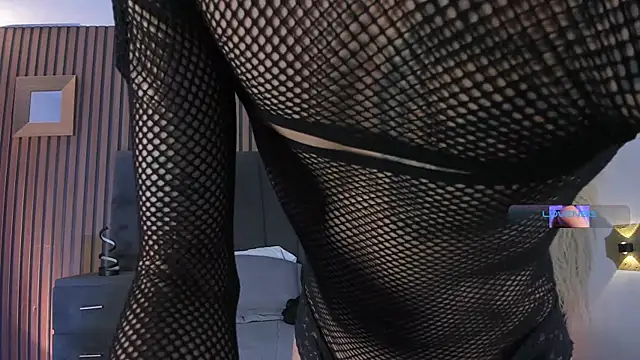 EthaanCox online show from 04-19-26, 09:28