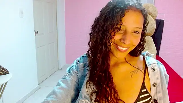 DULCE1609 online show from 03-18-25, 09:21