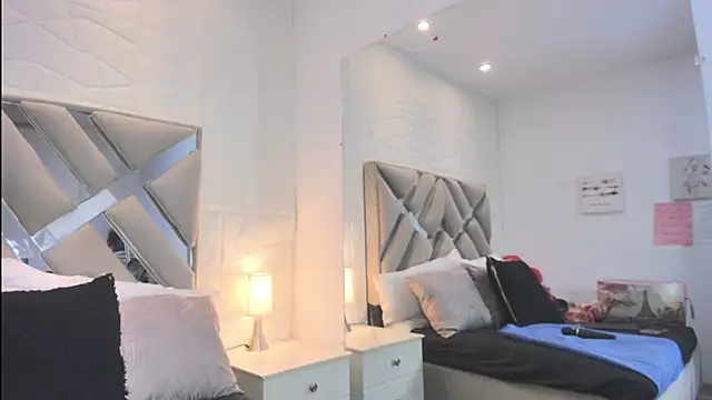 raquell moore online show from 03-26-26, 12:11