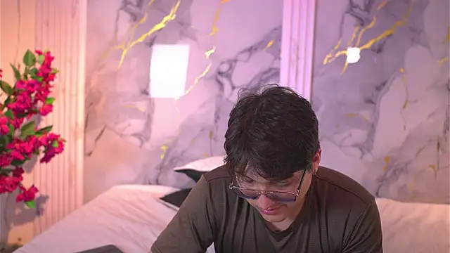 vanilla hot online show from 11-28-25, 07:38