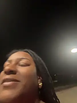 xoxoHotCoCo online show from 04-13-26, 01:00