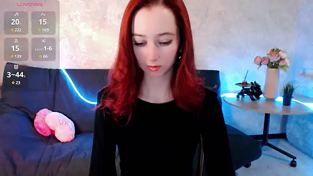Snapshot of StelaMosy chatting on 02-08-25, 03:42 StelaMosy online show from 02-08-25, 03:42