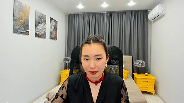 Snapshot of AnnaReyla chatting on 02-19-25, 04:44 AnnaReyla online show from 02-19-25, 04:44