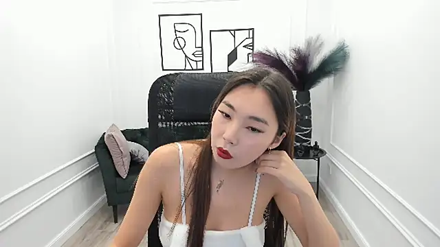 Snapshot of AnnaReyla chatting on 09-10-25, 11:21 AnnaReyla online show from 09-10-25, 11:21