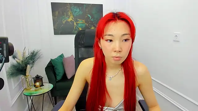 AnnaReyla online show from 04-26-26, 12:47