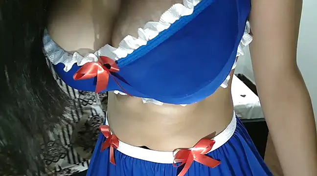 Snapshot of LovelyRosy chatting on 02-21-25, 11:43 LovelyRosy online show from 02-21-25, 11:43