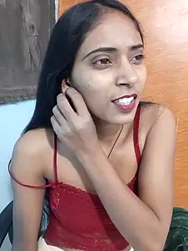 Snapshot of Divya-2007 chatting on 02-23-25, 02:25 Divya-2007 online show from 02-23-25, 02:25