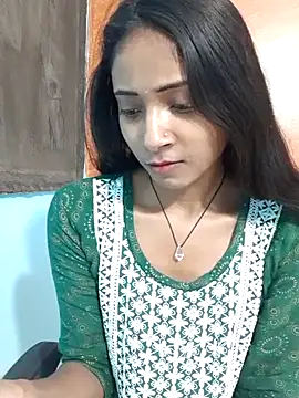 Snapshot of Divya-2007 chatting on 02-28-25, 02:20 Divya-2007 online show from 02-28-25, 02:20