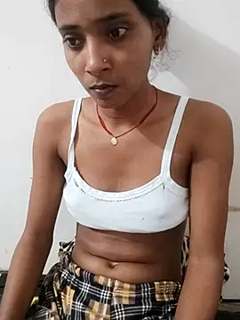 Snapshot of Divya-2007 chatting on 10-11-25, 01:42 Divya-2007 online show from 10-11-25, 01:42