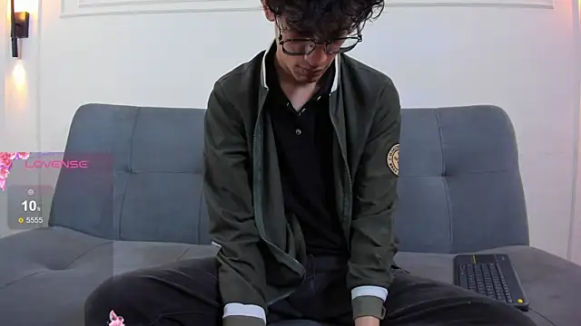 Cum hunters online show from 06-25-26, 03:17
