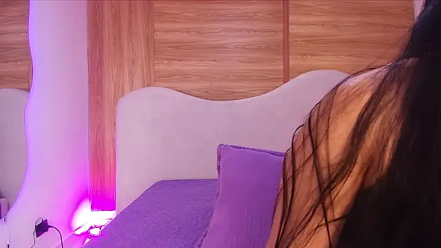 Auroraa miller online show from 03-17-26, 03:11