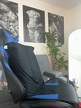 Salvatore costa online show from 04-04-26, 02:43