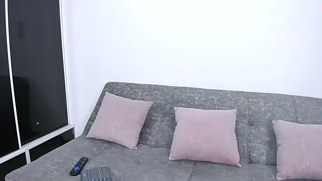 Alondra Cutie online show from 01-08-26, 07:49