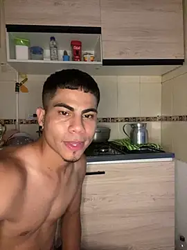 Snapshot of Dannytwinksxxx chatting on 04-05-26, 03:36 Dannytwinksxxx online show from 04-05-26, 03:36