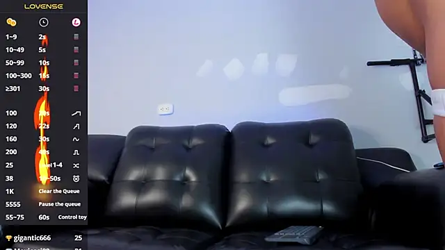 Snapshot of Dawn16_ chatting on 03-07-25, 04:02 Dawn16 online show from 03-07-25, 04:02