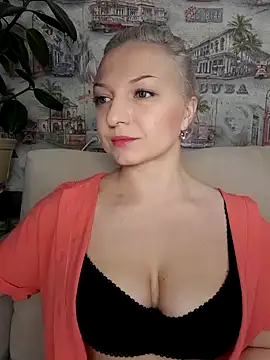 Snapshot of Anesteishen chatting on 02-28-25, 07:37 Anesteishen online show from 02-28-25, 07:37