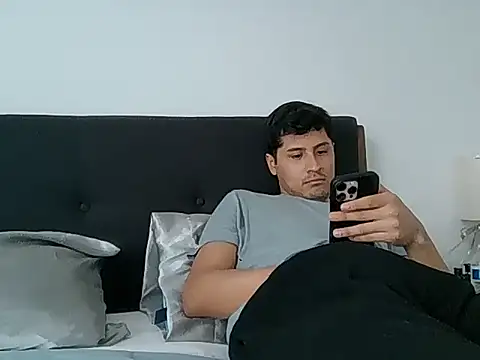 PerroDemonioHot online show from 02-25-26, 10:08