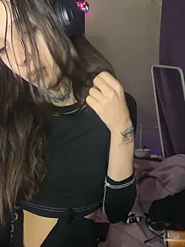 Snapshot of mollyEXD chatting on 03-02-25, 09:11 mollyEXD online show from 03-02-25, 09:11