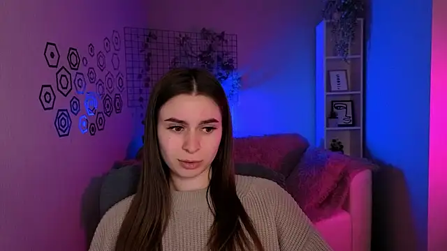 flora ri online show from 02-02-26, 06:06