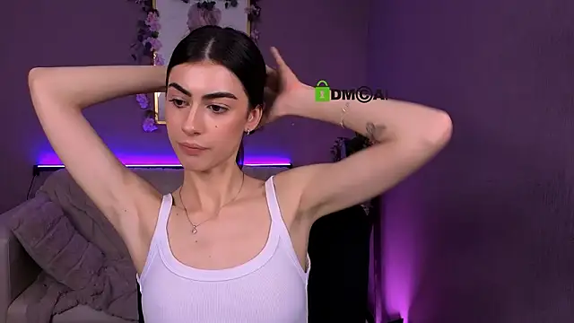 flora ri online show from 03-11-26, 01:39