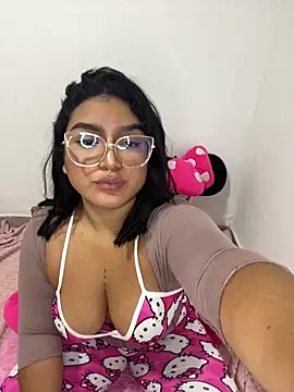 Camila Mason online show from 01-25-25, 05:07