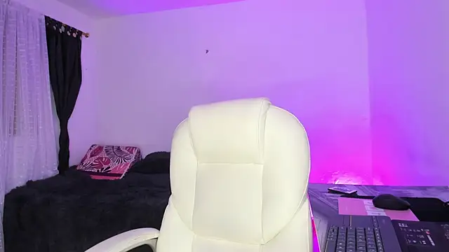 ashanty b5 online show from 12-23-25, 01:03