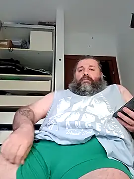 Snapshot of catullo14 chatting on 05-07-26, 03:17 catullo14 online show from 05-07-26, 03:17