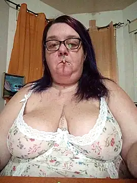 diosacurvy1984 online show from 03-09-26, 07:56