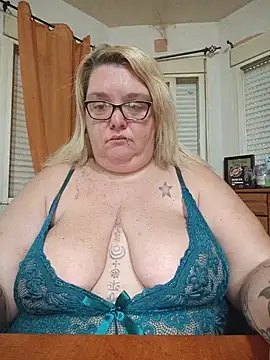 diosacurvy1984 online show from 05-20-26, 07:03